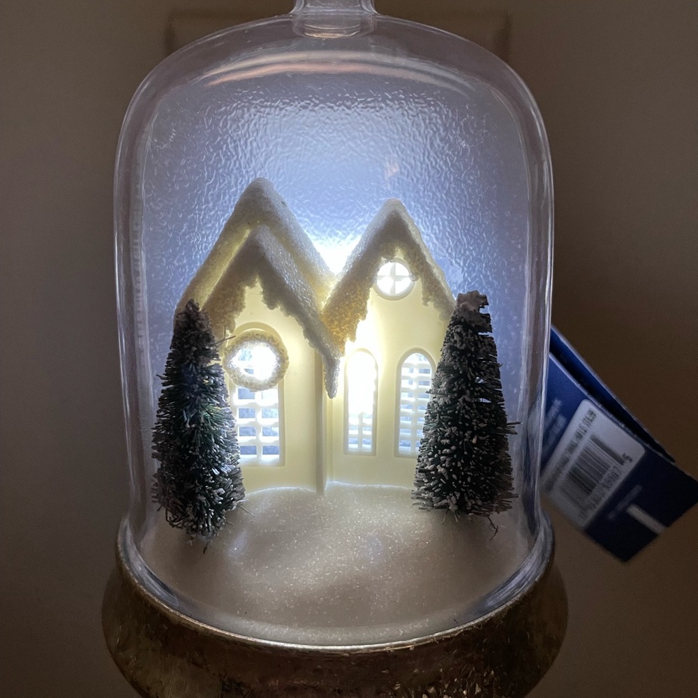 Yankee Candle ScentPlug Diffuser with Light! New with tags, great gift!